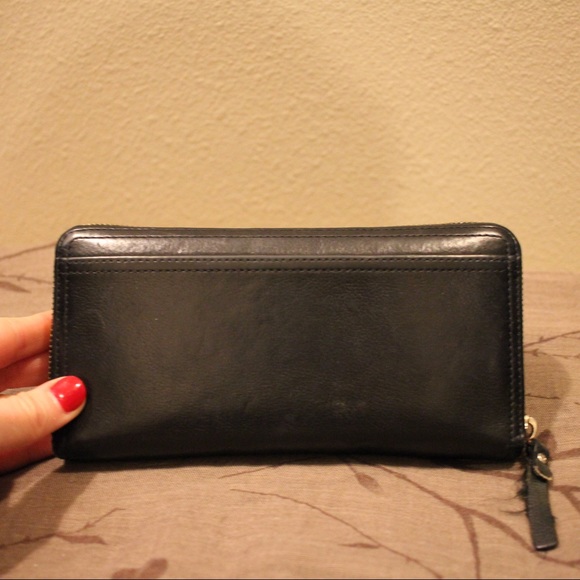 Kate Spade Classic Black Continental Wallet - Picture 3 of 5